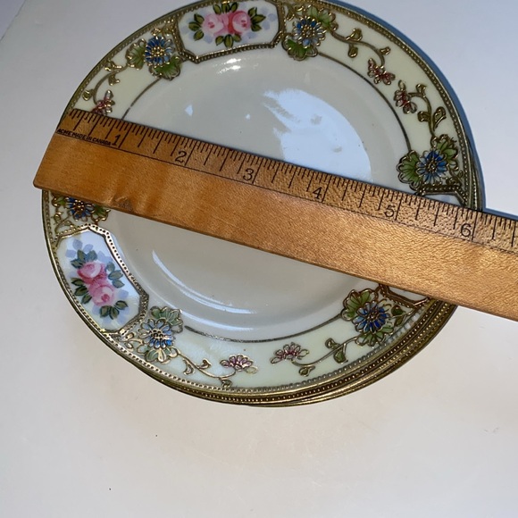 Hand painted with raised detail gold gilding set of 5 dessert plates - Picture 3 of 8